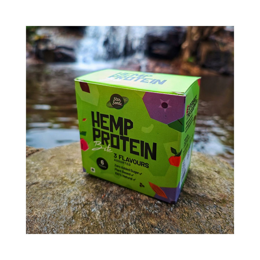 hempverse_protein_bites_25g_pack_lifestyle_2