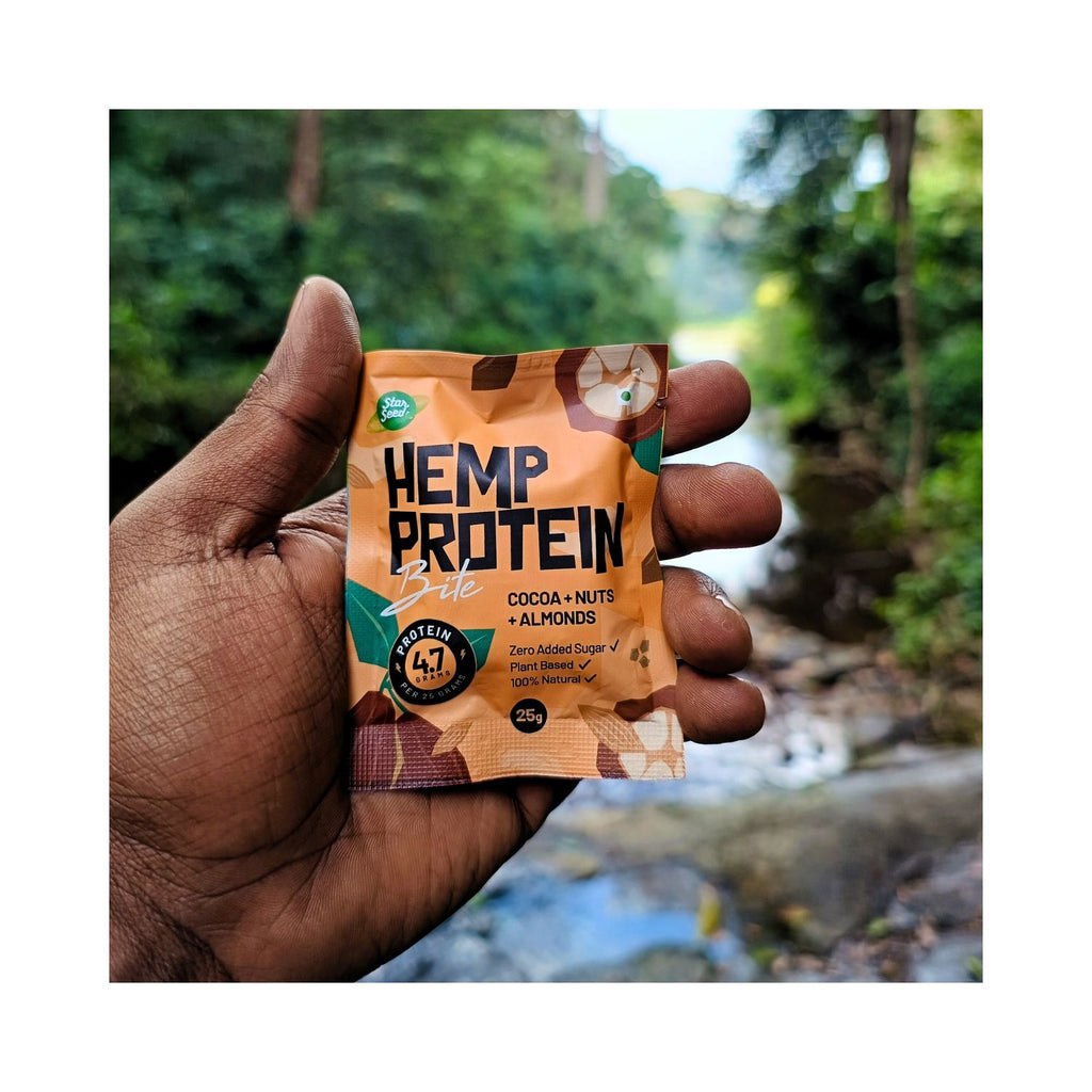 hempverse_protein_bites_coco_flavor_25g_pack_lifestyle_4