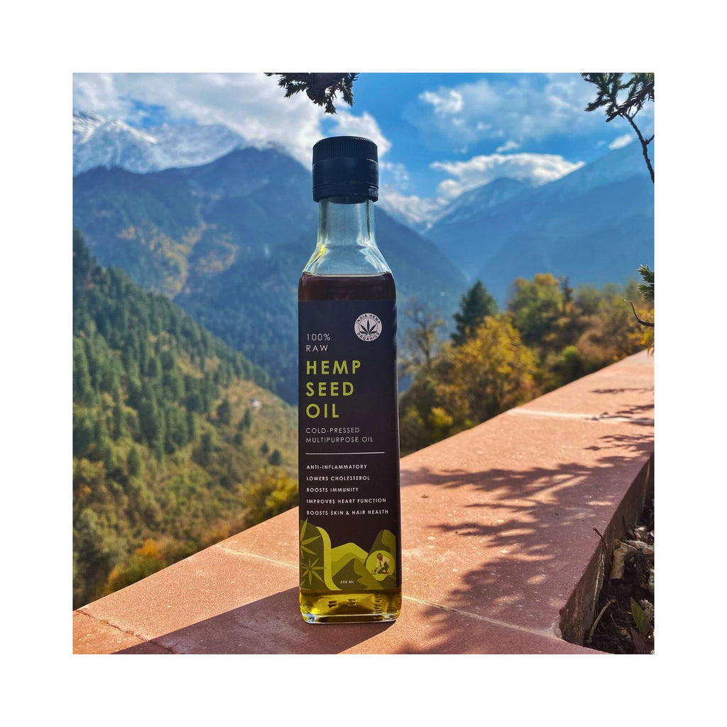 india_hemp_organics_hemp_seed_oil250ml_bottle_front_lifestyke