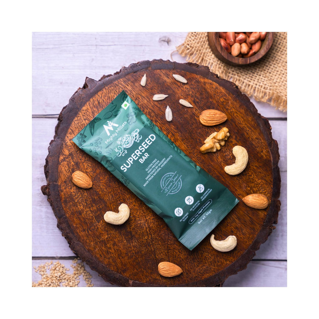 mighty_millets_super_seed_bars_45g_pack_lifestyle_2