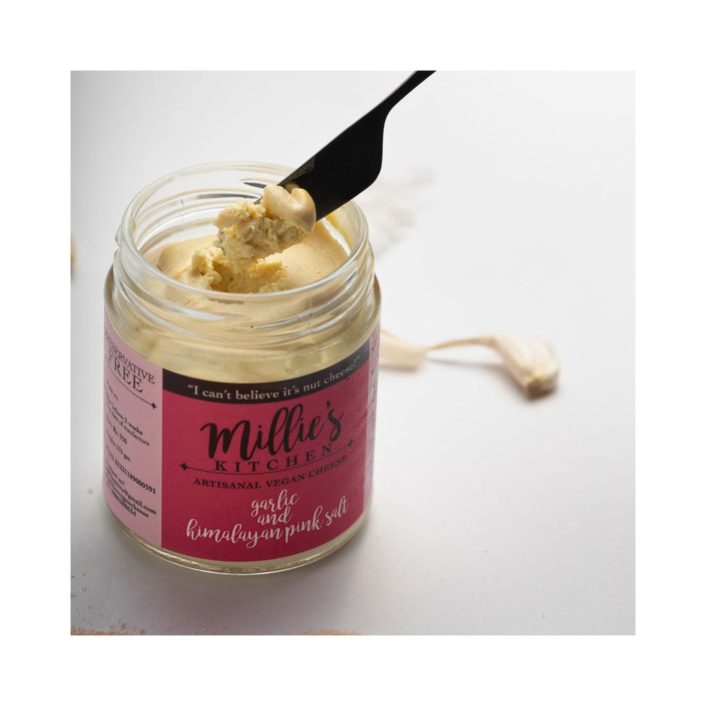 millie_s_kitchen_garlic_and_pink_himalayan_salt_vegan_cheese_spread_175g_jar_front_open_2